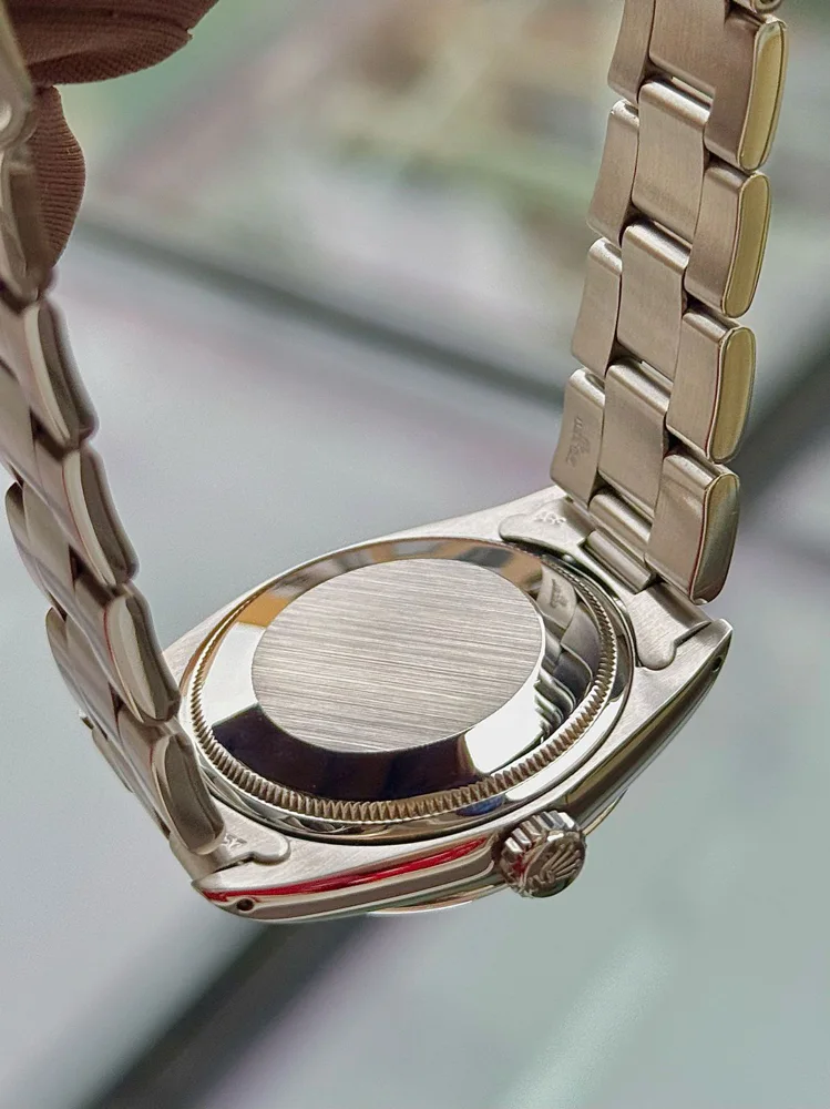 Rolex Oyster Perpetual Date box and papers 1969